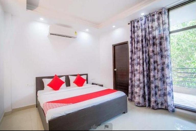 Hotel Golden Prime New Delhi